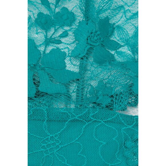 Intimissimi Lingerie 2-piece Bra (34C) and Panties (S) Set - Picture 15 of 16